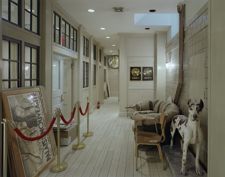 G.Dane+Hallway84306c